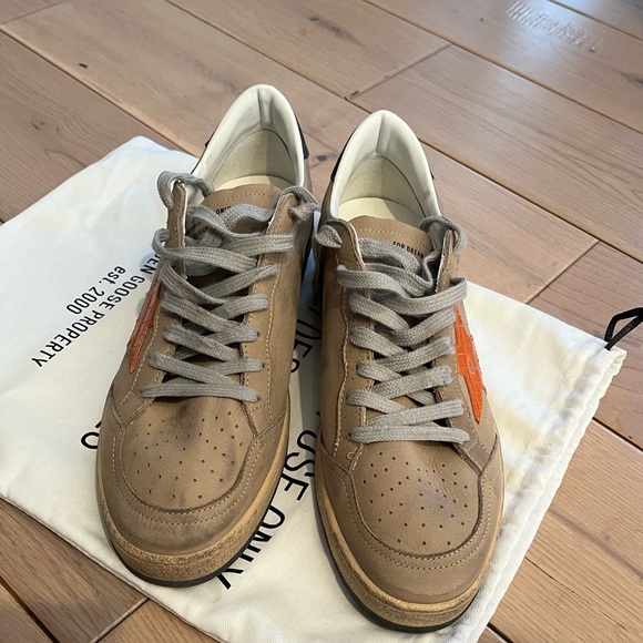 Ball Star in beige nubuck with croc-print leather star and nubuck heel tab - Picture 5 of 9